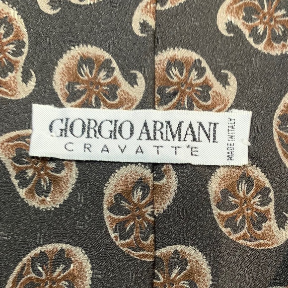 Giorgio Armani silk tie - Picture 3 of 5